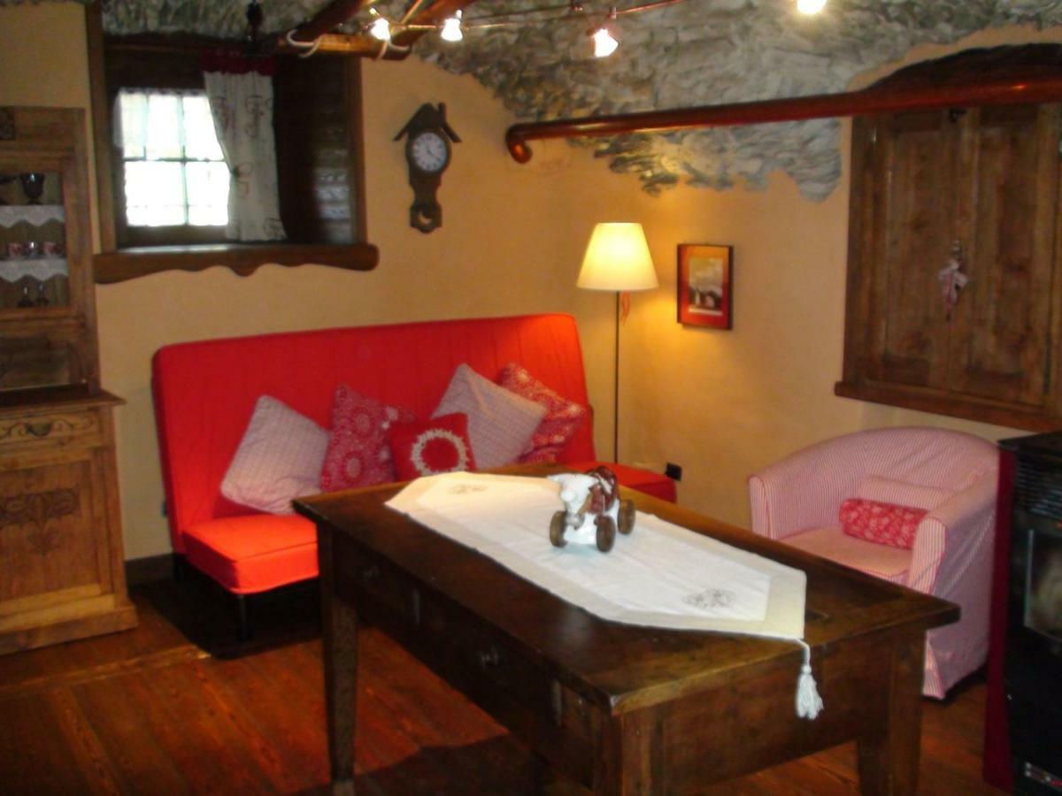 Le Petit Chateau De Vetan Cir 0023 Saint-Pierre Eksteriør billede