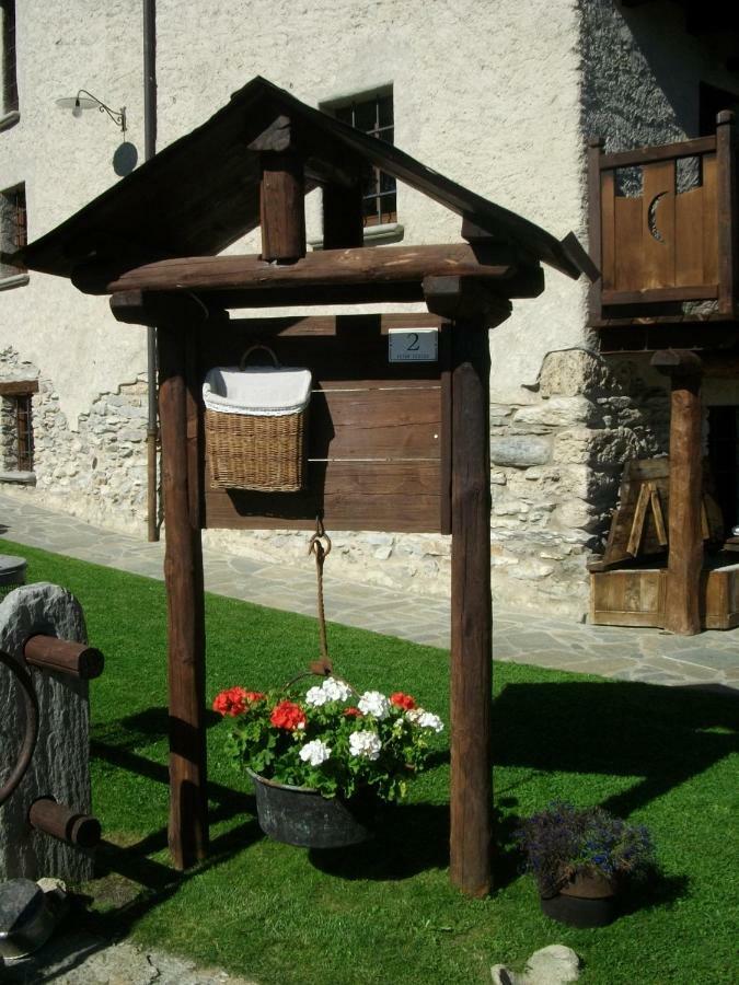 Le Petit Chateau De Vetan Cir 0023 Saint-Pierre Eksteriør billede